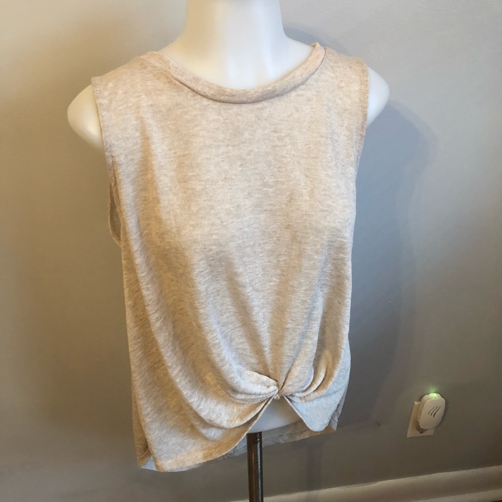 Chelsea & Violet muscle tank